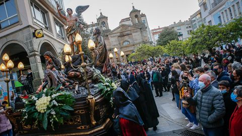 En la Ribeira se vivi uno de los momentos ms especiales de su Semana Santa, la procesin de El Paso.