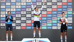 Alejandra Neira, durante la ceremonia de podio.