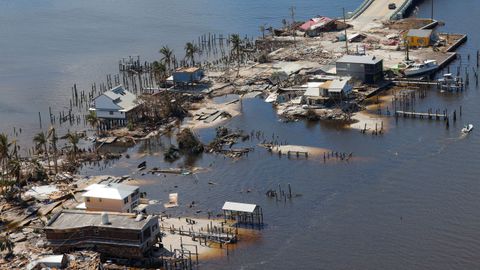 Vista de los destrozos del hurac�n Ian a su paso por Florida.