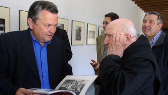 Carlos Beln, a la izquierda, en el ao 2007, cuando renunci a la alcalda