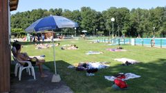 Una piscina del Club Fluvial de Monforte, donde ocurri� el accidente