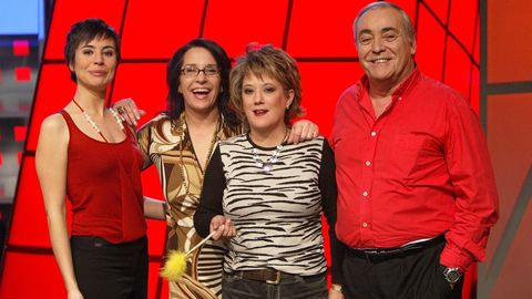 IMAGEN EL JURADO DEL CONCURSO O SON DAS ESTRELAS: IRIA PIEIRO, ANXOS FERRADANS, PILI PAMPIN Y NONITO PEREIRA.