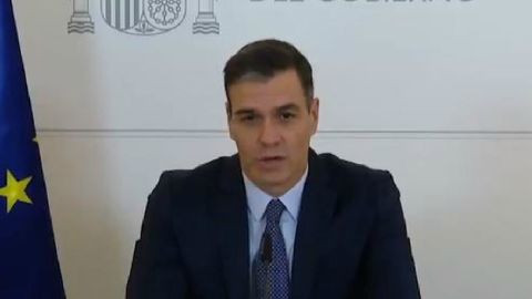 Pedro S�nchez durante su mensaje a las tropas desplegadas en misiones en el exterior