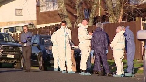La Polic�a neozelandesa en la casa donde se encontraban las maletas con los cuerpos de los menores 