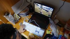 Decenas de padres se ven impotentes para luchar contra esta adicci�n, que tiene un transfondo mental