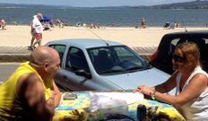 Antonio y Mar�a Jos� frecuentan las playas de la comarca