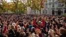 Manifestantes este domingo ante la sede del Tribunal Supremo en Madrid para protestar por el fallo que condena al fiscal general, �lvaro Garc�a Ortiz, a dos a�os de inhabilitaci�n.