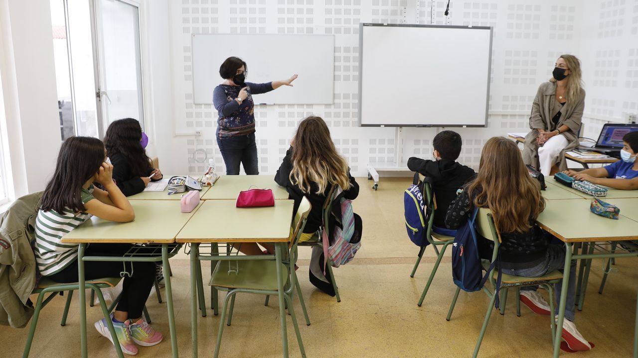 El curso escolar arranca en Galicia con 2.095 profesores más respecto ...