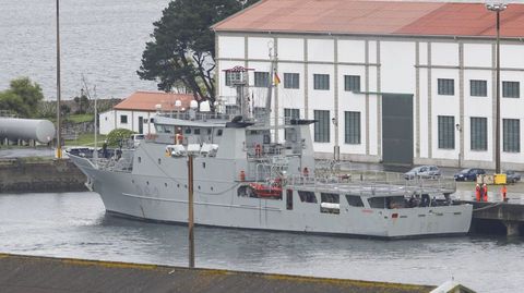 El Arnomendi, en foto de archivo, tiene su base en Ferrol