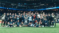 Los jugadores del Celta, celebrando el triunfo en el Bernab�u.