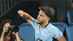 Sergio Careira, durante la celebraci�n del gol de Ilaix Moriba en el Celta-Sevilla.