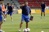 Luisito vuelve a contar con escasos pocos defensivos.