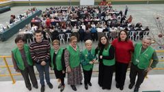 Imagen de un comida solidaria de la AECC celebrada en diciembre del 2025