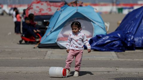 Ni�a desplazada en Beirut.