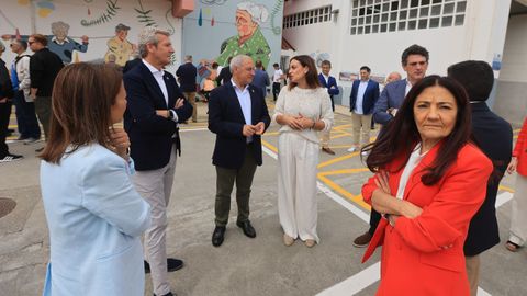 Expectación ante la llegada de los reyes a Burela