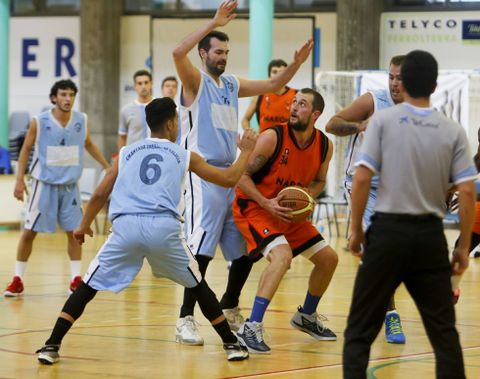 Los jugadores chantadinos dieron la talla ante el Betanzos, al que ganaron el s�bado. 