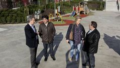 Mart�n Fern�ndez y Mariel Pad�n, visitando las obras