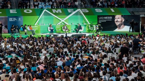 Acto de Leo Messi en el Palacio de los Deportes de Oviedo