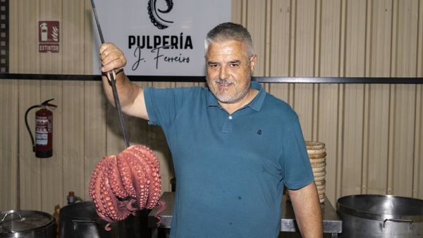 La caseta de Javier Ferreiro fue la primera en recibir a comensales ya este s&aacute;bado