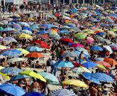 El crecimiento tur�stico en la comunidad hace necesaria la regulaci�n de los alojamientos. 