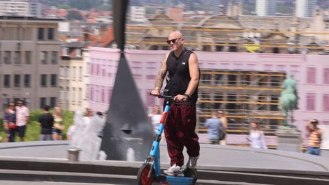 Imagen de archivo de un hombre en Bruselas