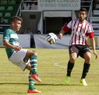 �ngel detuvo �in extremis� una jugada del Logro��s abocada a finalizar en gol. 