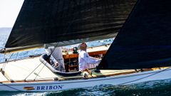 El Bribon navegando en Sanxenxo en la jornada dominical de la regata Trofeo Xacobeo