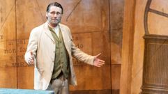 Xoque Carbajal, en el papel de Curros Enr�quez