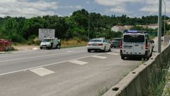 El cuerpo del fallecido qued� tendido cerca del arc�n del carril en sentido Ourense