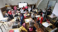 Los 24 alumnos del curso de quinto de primaria que participan en el vdeo No hice nada