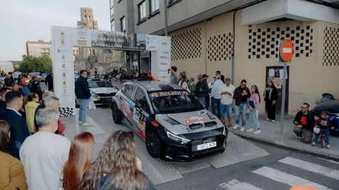 Las mejores imgenes del Rali Comarca do Carballio.La ceremonia de salida y el tramo espectculo abrieron la carrera carballiesa