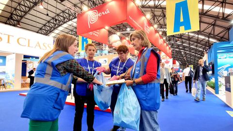 El Banco de alimentos recogi la comida sobrante de la exposicin