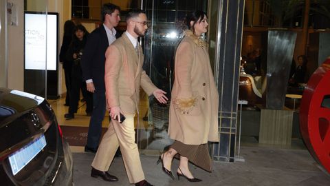 El cantante C. Tangana, con su pareja, la fotógrafa Rocío Aguirre