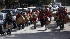 Las m�zcaras bailaron al son de los foliones en Manzaneda