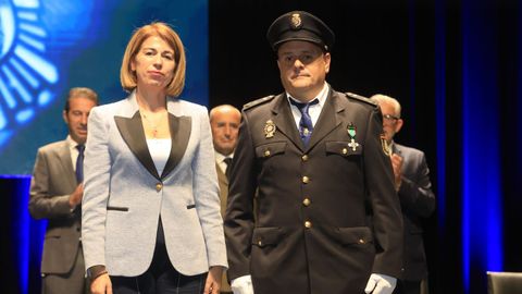 Fiesta de la Polic�a Nacional en Lugo, los condecorados