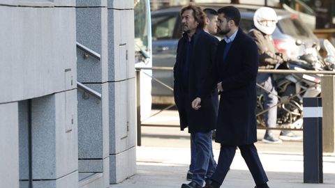 El juez Santiago Pedraz (izquierda), a su llegada a la Audiencia Nacional en una imagen de archivo.