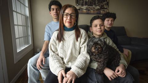 Leysy Virla, que vive en Pontevedra con su marido, su hermana y tres menores de edad.