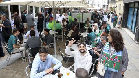 La calle Real acoge la previa del Racing-Alcorcn.