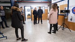 Feijoo, durante los preparativos de la grabacin del discurso en el IES Blanco Amor de Ourense