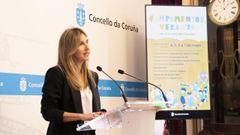 La concejala Nereida Canosa, durante la presentaci�n de los campamentos municipales