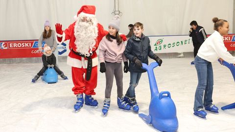 Una imagen tomada en la pista de hielo de Vimianzo el pasado 2024