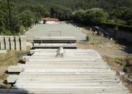 Los materiales del viejo pabell�n se apilaron en la finca. 