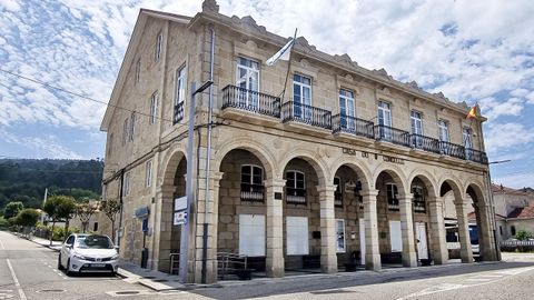 El edificio del Concello de Mondariz-Balneario se construy para acoger una tienda de moda