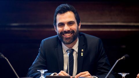 Mesa del Parlamento de Catalu�a