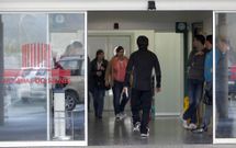 Los pacientes que llegan a Urgencias tienen que estar hasta ocho horas en los boxes. 