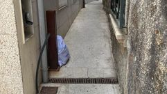 Dejar esta bolsa de basura en la calle le puede costar al infractor 600 euros de sancin