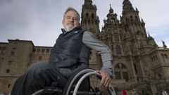 Jean Maggi, en la praza do Obradoiro, de Santiago