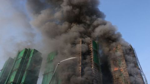 Incendio en un edificio de Hong Kong