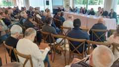 Un momento de la asamblea general de la AFG, que se celebr&oacute; en la Rectoral de Ansemil