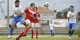 Unai ?en imagen de archivo? fue uno de los jugadores que logr� marcar para el Estradense frente al Noia, reci�n ascendido a Tercera Divisi�n. 